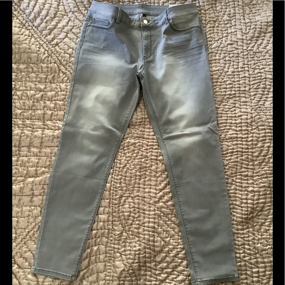 WHBM Gray Skinny Jeans sz 12 gunmetal trim